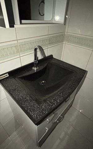 Casa à venda com 369m², 3 quartos e 2 vagasBanheiro