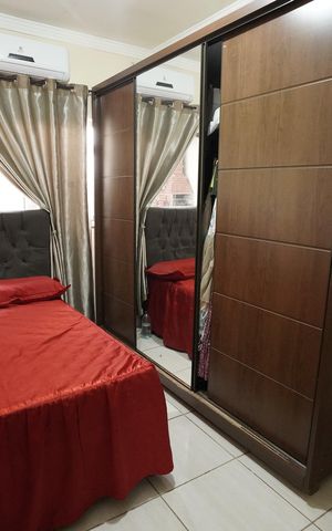 Casa à venda com 80m², 2 quartos e 1 vaga