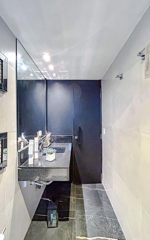 Apartamento à venda com 220m², 3 quartos e 4 vagasBanheiro