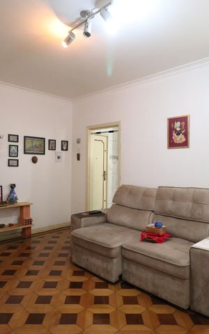 Apartamento à venda com 70m², 2 quartos e 1 vagaSala