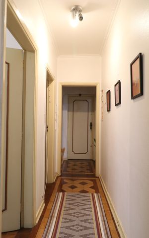 Apartamento à venda com 70m², 2 quartos e 1 vagaCorredor