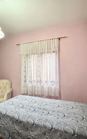 Casa à venda com 253m², 6 quartos e 5 vagas Casa à venda com 253m², 6 quartos e 5 vagasQuarto 2