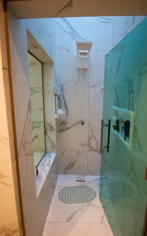 Apartamento para alugar com 180m², 4 quartos e 3 vagasBanheiro social