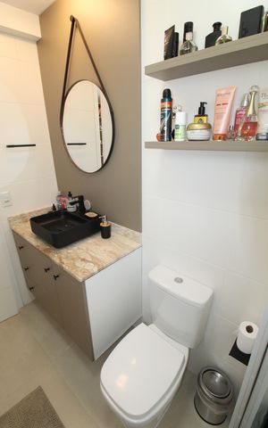 Apartamento para alugar com 75m², 2 quartos e 2 vagasBanheiro da Suíte