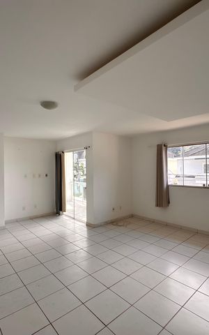 Casa de condomínio para alugar com 300m², 4 quartos e 3 vagas Casa de condomínio para alugar com 300m², 4 quartos e 3 vagasSuíte 1