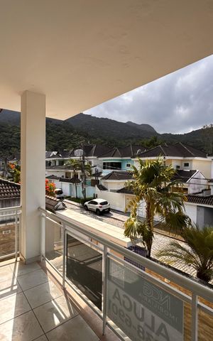 Casa de condomínio para alugar com 300m², 4 quartos e 3 vagas Casa de condomínio para alugar com 300m², 4 quartos e 3 vagasSuíte 1 - Varanda