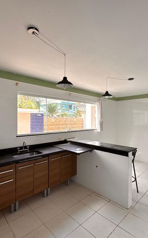 Casa de condomínio para alugar com 300m², 4 quartos e 3 vagas Casa de condomínio para alugar com 300m², 4 quartos e 3 vagasCozinha
