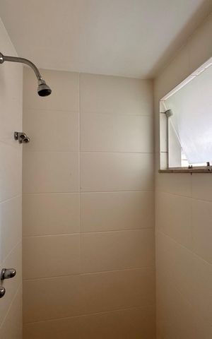 Casa de condomínio para alugar com 300m², 4 quartos e 3 vagas Casa de condomínio para alugar com 300m², 4 quartos e 3 vagasSuíte 4