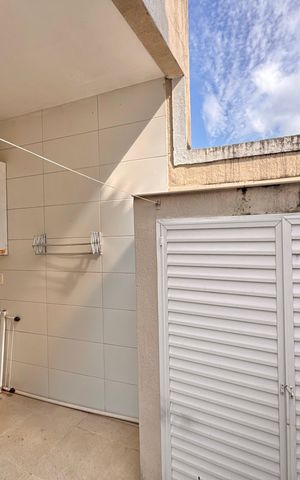 Casa de condomínio para alugar com 300m², 4 quartos e 3 vagas Casa de condomínio para alugar com 300m², 4 quartos e 3 vagasÁrea de Serviço