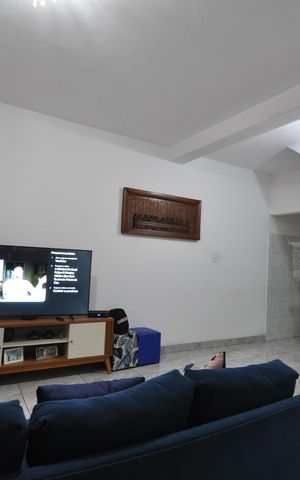 Casa à venda com 320m², 4 quartos e 1 vagaSala