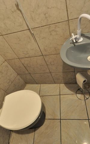 Casa à venda com 320m², 4 quartos e 1 vagaBanheiro 3
