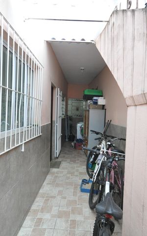 Casa à venda com 320m², 4 quartos e 1 vagaQuintal