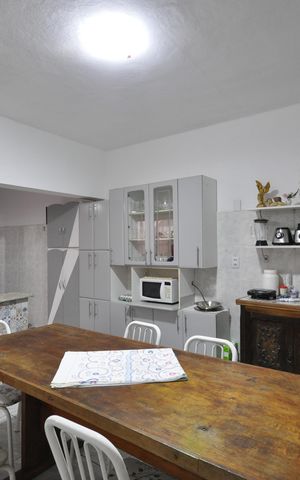Casa à venda com 320m², 4 quartos e 1 vagaCopa