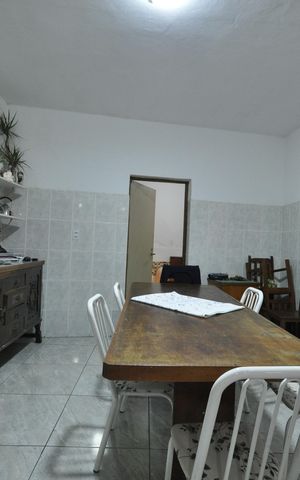 Casa à venda com 320m², 4 quartos e 1 vagaCopa