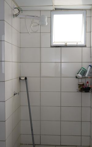 Apartamento para alugar com 49m², 2 quartos e sem vagaBanheiro