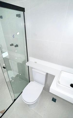 Casa à venda com 80m², 3 quartos e 2 vagasBanheiro