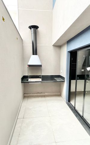 Casa à venda com 80m², 3 quartos e 2 vagasChurrasqueira