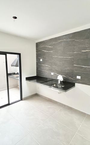 Casa à venda com 80m², 3 quartos e 2 vagasEspaço Gourmet