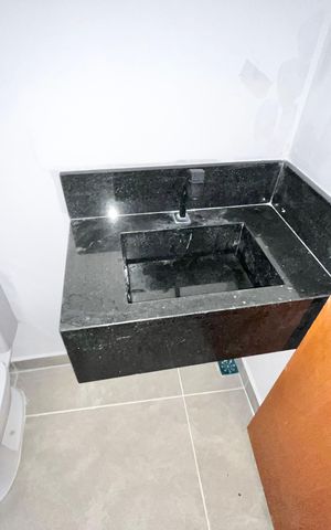 Casa à venda com 80m², 3 quartos e 2 vagasBanheiro Espaço Gourmet