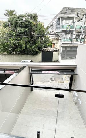 Casa à venda com 80m², 3 quartos e 2 vagasQuarto 3 - Suíte Varanda