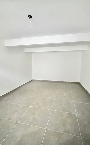 Casa à venda com 80m², 3 quartos e 2 vagasEspaço Gourmet