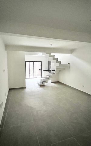 Casa à venda com 80m², 3 quartos e 2 vagasEspaço Gourmet