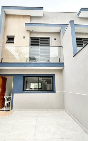 Casa à venda com 80m², 3 quartos e 2 vagasGaragem