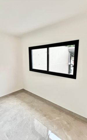 Casa à venda com 80m², 3 quartos e 2 vagasSala/Cozinha