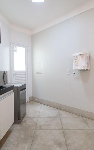 Casa de condomínio para alugar com 319m², 3 quartos e 4 vagasCozinha