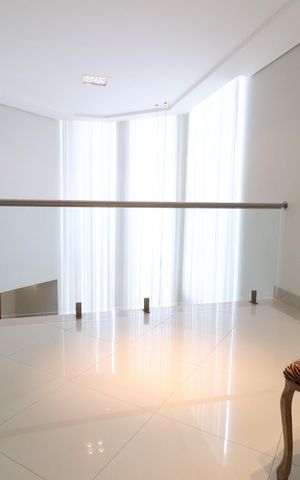 Casa de condomínio para alugar com 319m², 3 quartos e 4 vagasHall Quartos