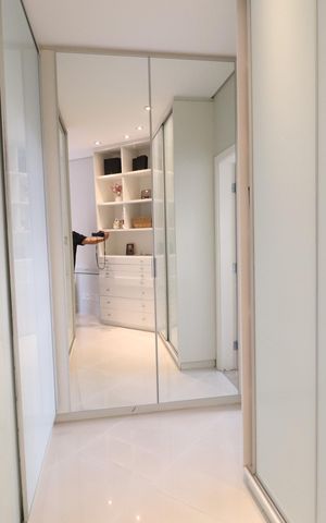 Casa de condomínio para alugar com 319m², 3 quartos e 4 vagasQuarto 2 - Suíte