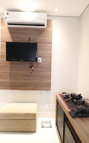 Casa de condomínio para alugar com 319m², 3 quartos e 4 vagasQuarto 1 - Suíte