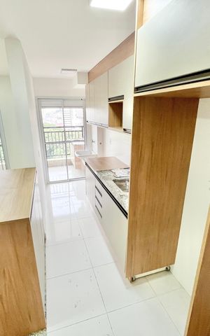 Apartamento à venda com 55m², 2 quartos e 1 vaga Apartamento à venda com 55m², 2 quartos e 1 vagaCozinha e Área de Serviço
