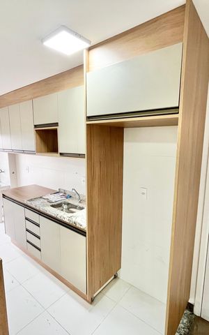 Apartamento à venda com 55m², 2 quartos e 1 vaga Apartamento à venda com 55m², 2 quartos e 1 vagaCozinha e Área de Serviço