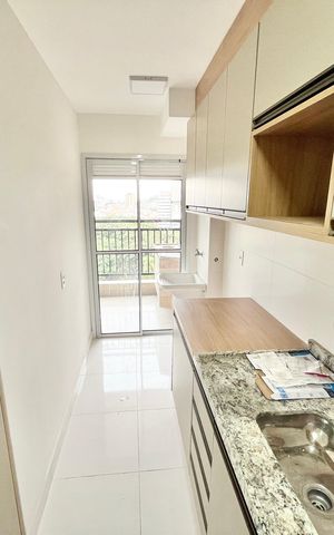 Apartamento à venda com 55m², 2 quartos e 1 vaga Apartamento à venda com 55m², 2 quartos e 1 vagaCozinha e Área de Serviço