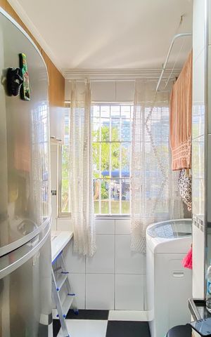 Apartamento à venda com 48m², 2 quartos e 1 vaga Apartamento à venda com 48m², 2 quartos e 1 vagaCozinha