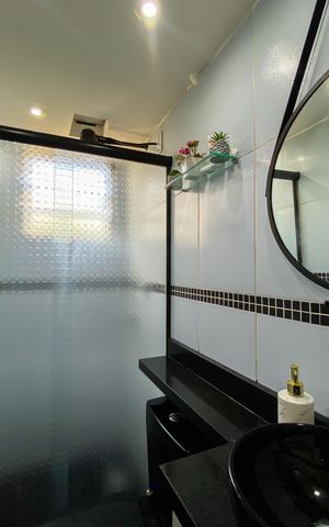 Apartamento à venda com 48m², 2 quartos e 1 vaga Apartamento à venda com 48m², 2 quartos e 1 vagaBanheiro