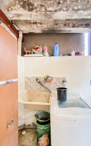 Casa à venda com 120m², 2 quartos e 1 vaga Casa à venda com 120m², 2 quartos e 1 vagaÁrea de Serviço