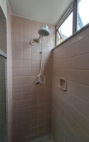 Apartamento à venda com 98m², 3 quartos e 1 vaga Apartamento à venda com 98m², 3 quartos e 1 vagaBanheiro Social
