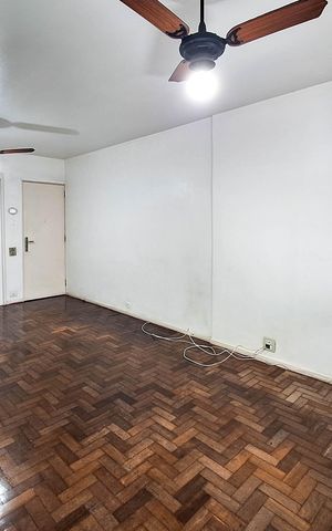 Apartamento à venda com 98m², 3 quartos e 1 vaga Apartamento à venda com 98m², 3 quartos e 1 vagaSala