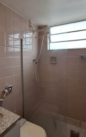Apartamento à venda com 98m², 3 quartos e 1 vaga Apartamento à venda com 98m², 3 quartos e 1 vagaBanheiro da Suíte 1