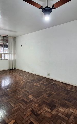 Apartamento à venda com 98m², 3 quartos e 1 vaga Apartamento à venda com 98m², 3 quartos e 1 vagaSala