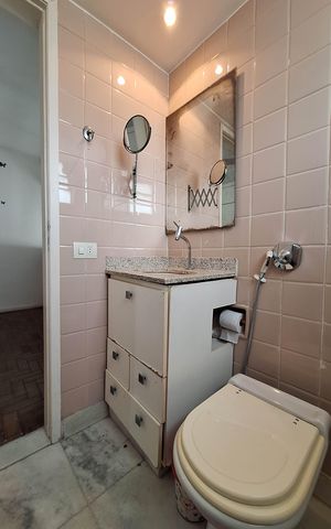 Apartamento à venda com 98m², 3 quartos e 1 vaga Apartamento à venda com 98m², 3 quartos e 1 vagaBanheiro da Suíte 1