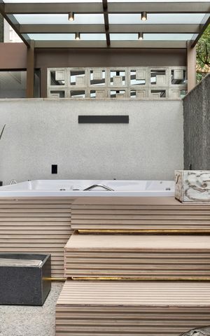 Apartamento à venda com 145m², 2 quartos e 2 vagas Apartamento à venda com 145m², 2 quartos e 2 vagasÁrea externa - Ofurô
