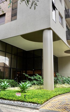Apartamento à venda com 145m², 2 quartos e 2 vagas Apartamento à venda com 145m², 2 quartos e 2 vagasFachada do Prédio