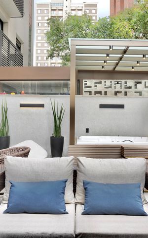 Apartamento à venda com 145m², 2 quartos e 2 vagas Apartamento à venda com 145m², 2 quartos e 2 vagasÁrea externa