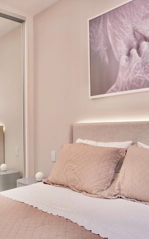 Apartamento à venda com 145m², 2 quartos e 2 vagas Apartamento à venda com 145m², 2 quartos e 2 vagasSuíte