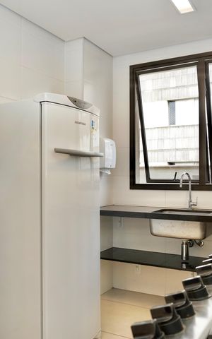 Apartamento à venda com 145m², 2 quartos e 2 vagas Apartamento à venda com 145m², 2 quartos e 2 vagasÁrea comum - Salão de festas
