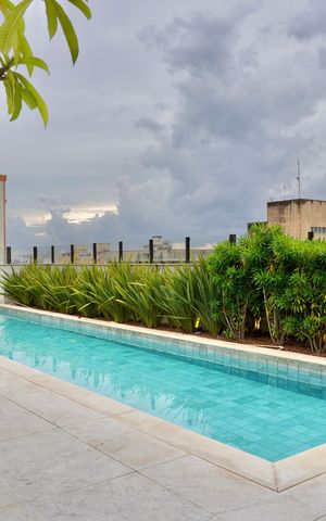 Apartamento à venda com 145m², 2 quartos e 2 vagas Apartamento à venda com 145m², 2 quartos e 2 vagasÁrea comum - Piscina