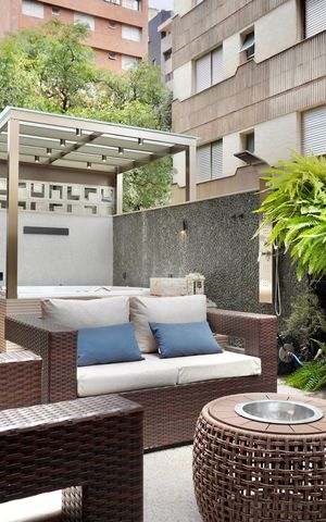 Apartamento à venda com 145m², 2 quartos e 2 vagas Apartamento à venda com 145m², 2 quartos e 2 vagasÁrea externa